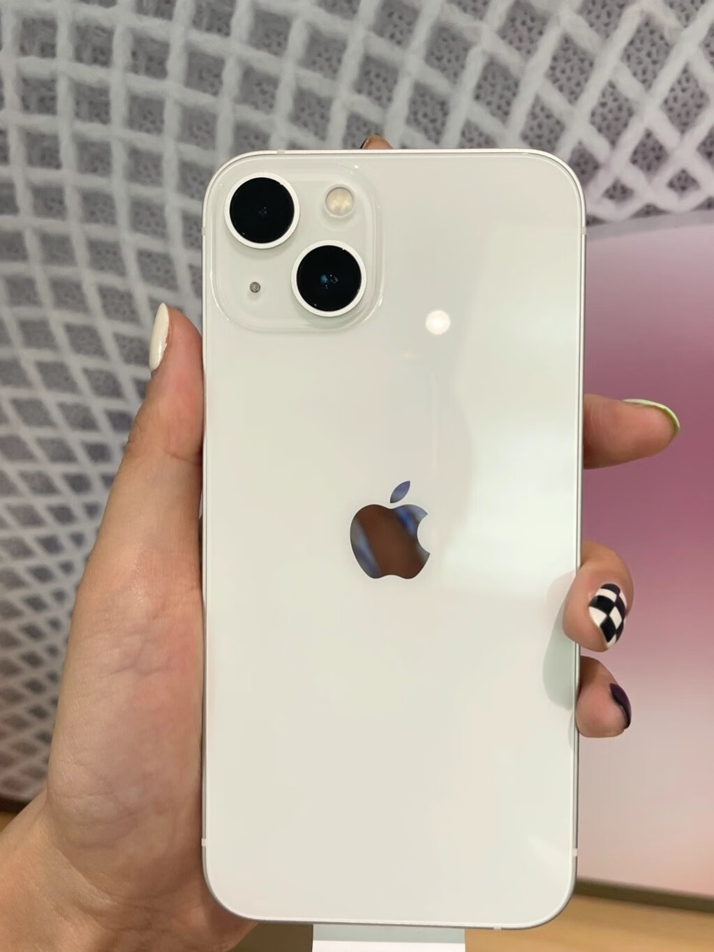 苹果13公开版基础版(苹果13公开版和官方版有什么区别)-第5张图片-QuickQ官网