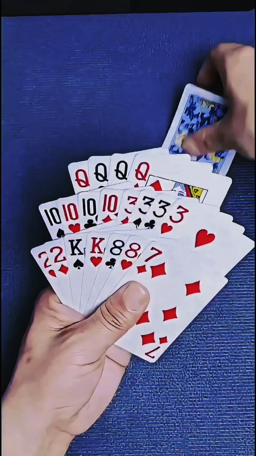 有手机版视频斗地主吗(手机可以视频斗地主下载安装)-第5张图片-QuickQ官网